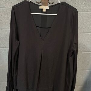 MICHAEL Michael Kors Black V-Neck Blouse